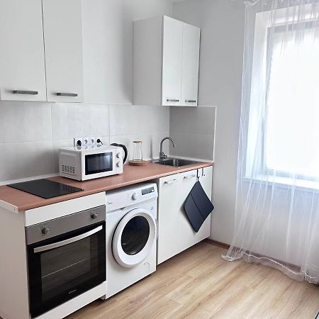 Stone Apartment - Free Parking Катовице Экстерьер фото