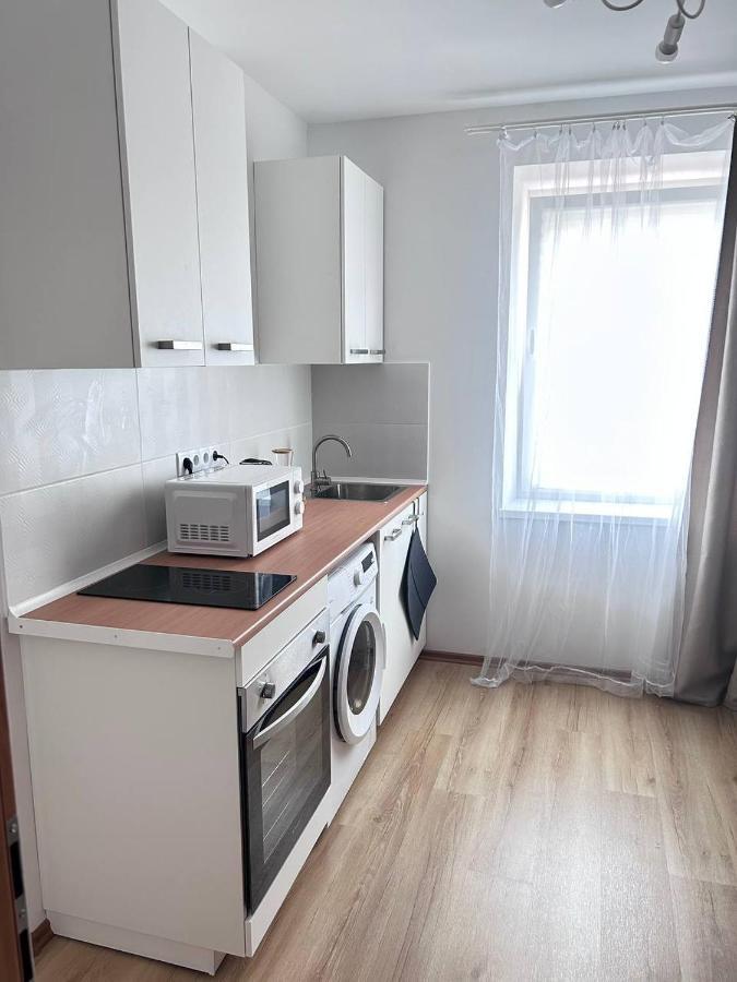 Stone Apartment - Free Parking Катовице Экстерьер фото