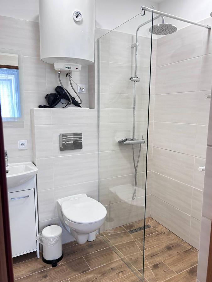 Stone Apartment - Free Parking Катовице Экстерьер фото
